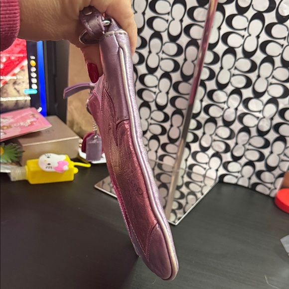 Coach Y2K limited edition Pink and Purple Heart Crossbody Bag - Picture 9 of 17